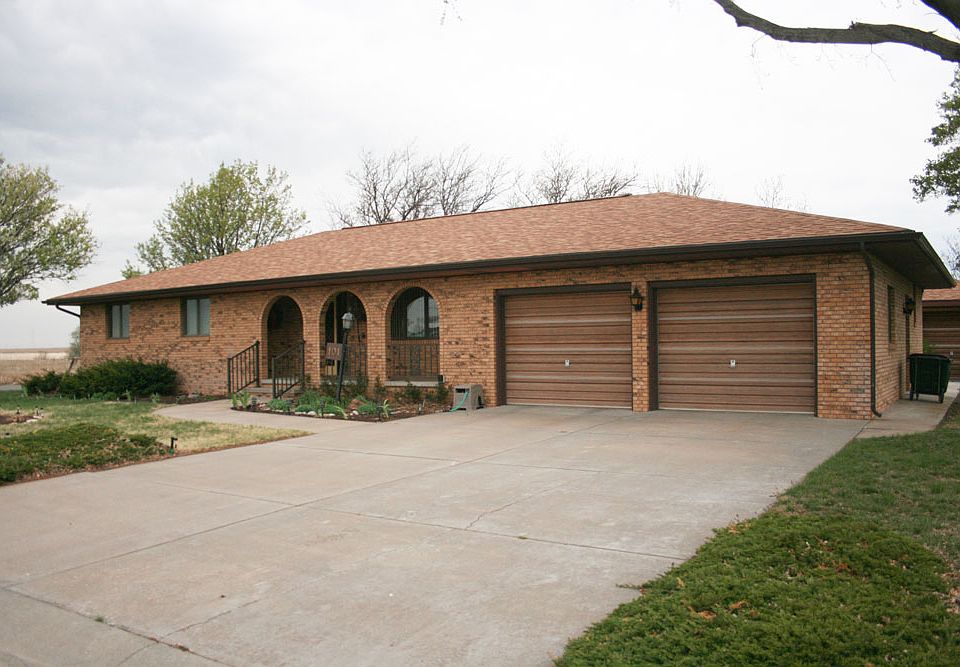1st image of 101 Fairway Dr