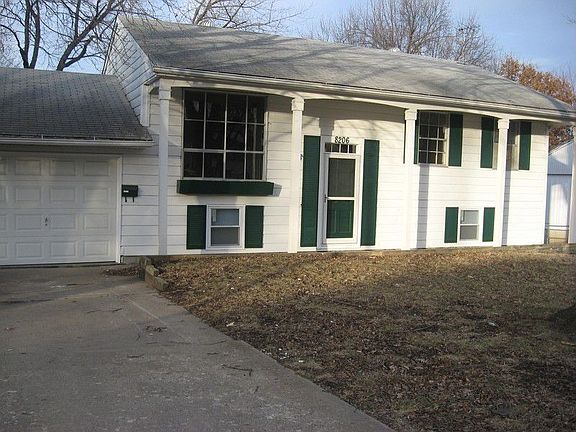 5th image of 8206 E 93rd Ter