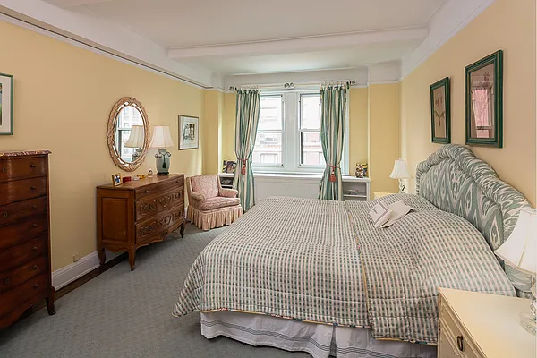 Sold by Stribling | media 22