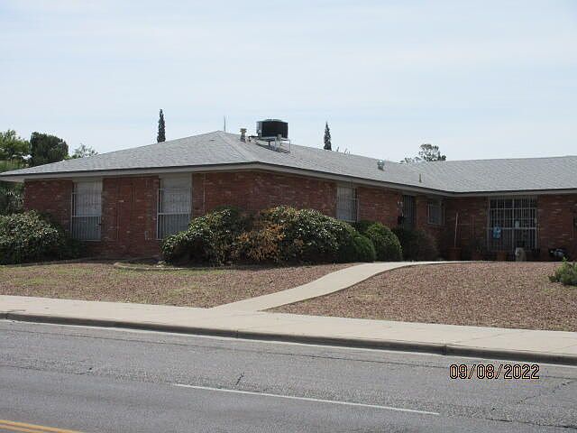 1st image of 6601 Escondido Dr #A