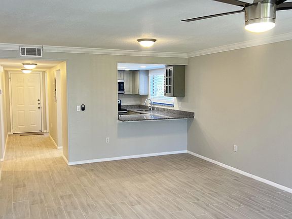5th image of 1054 Lotus Cove Ct #1-626-1