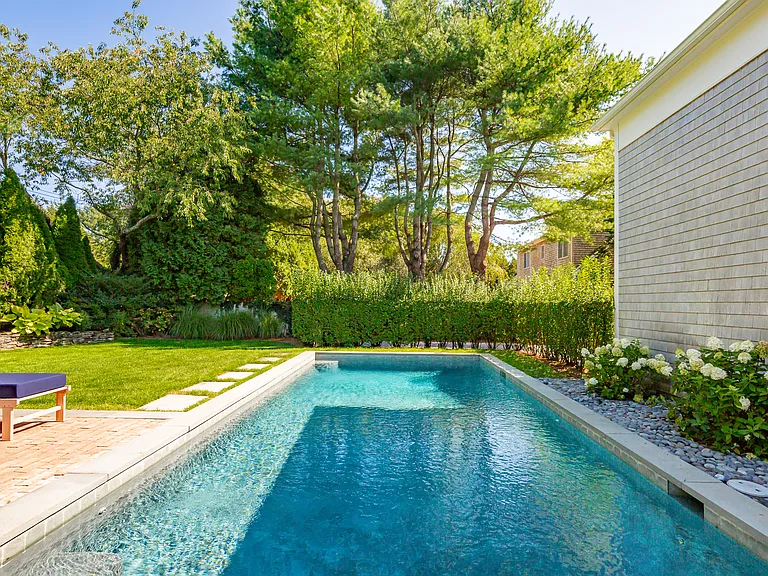 110 Fox Hollow Ln — Photo 6