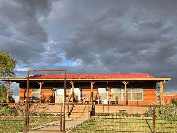 1450 N Lucille St, Henrietta, TX 76365