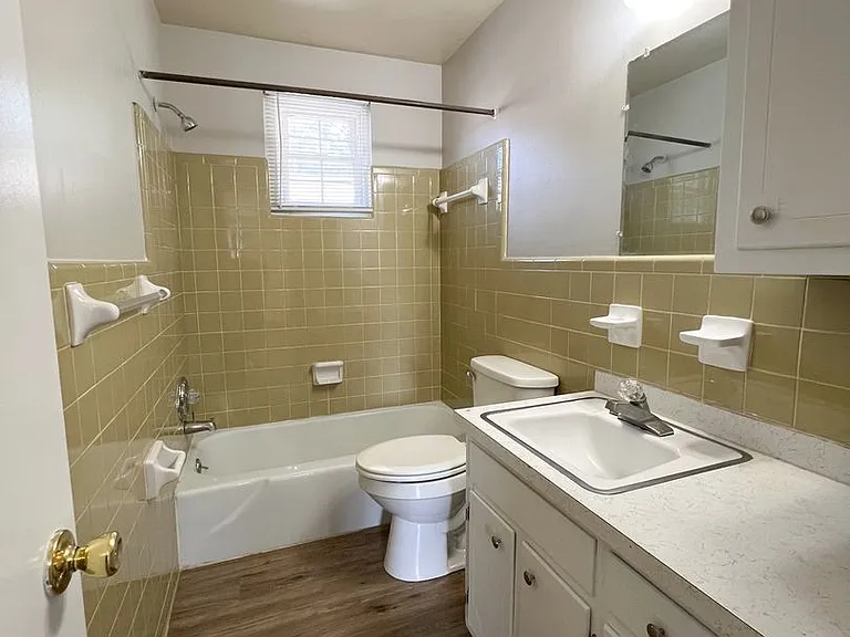 701 Power St — Photo 22