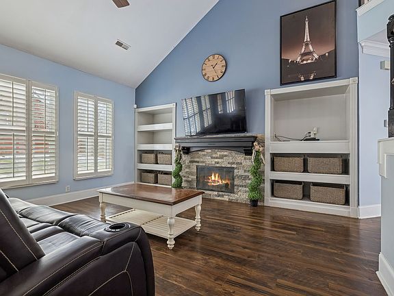 5th image of 4833 Rainer Dr