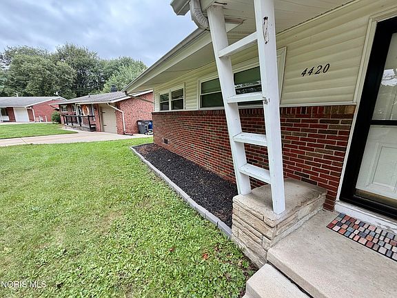 3rd image of 4420 Drummond Rd