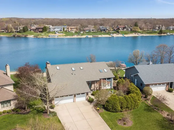 121 Zapata Ln, Minooka, IL 60447