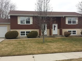 805 E Linden Ave, Manitowoc, WI 54220