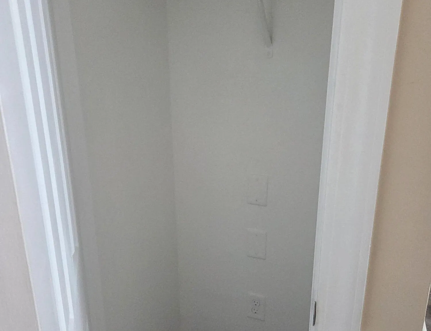 2 bed, 2.5 bath, 1088 sqft, $1,300 — Photo 4