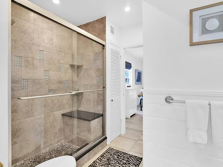 3218 Palm Dr — Photo 14