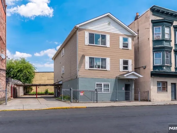 363-365 Summer St, Paterson, NJ 07501
