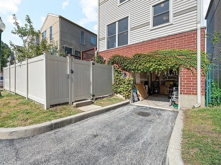 3427 W Polk St — Photo 21