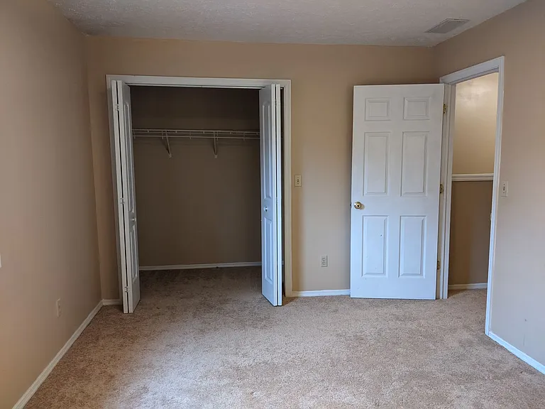 426 W Northlane Dr — Photo 9