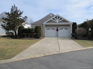 65 Summerhill Dr, Manahawkin, NJ 08050