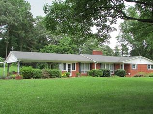 5061 Perryco Ln, Winston Salem, NC 27127