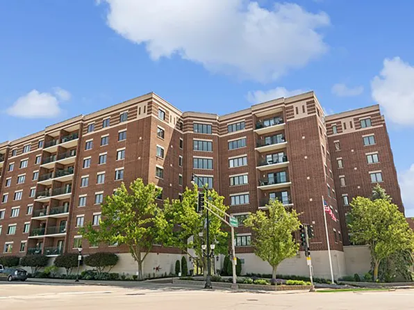 201 N Vail Ave APT 207, Arlington Heights, IL 60004