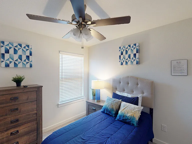 Fiore Dr — Photo 15