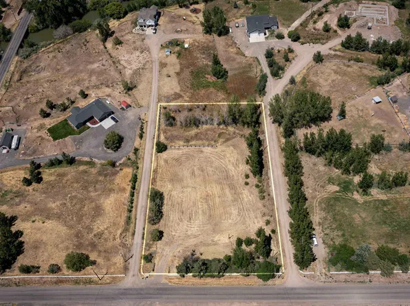 1808-1810 E 1750 S, Gooding, ID 83330