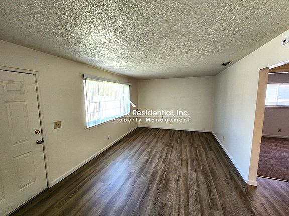 5th image of 704 3rd St #A