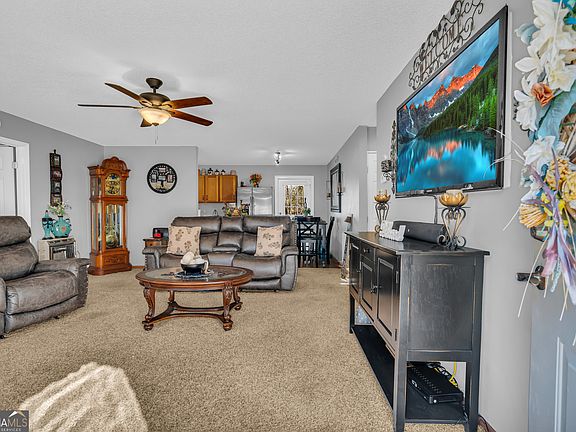 2nd image of 495 Imperial Dr