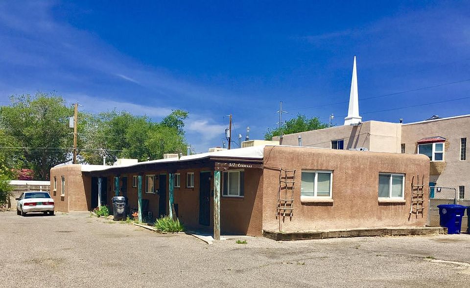 2nd image of 517 Cardenas Dr SE