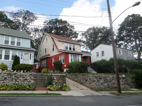 2nd image of 26 Rockledge Ave