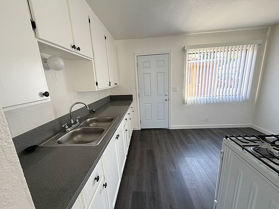 3rd image of 2723 Musgrove Ave #A