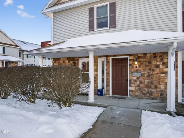 1200 Hillside Avenue #702, Niskayuna, NY 12309