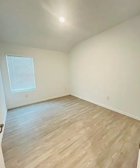 742 Haas Way — Photo 9
