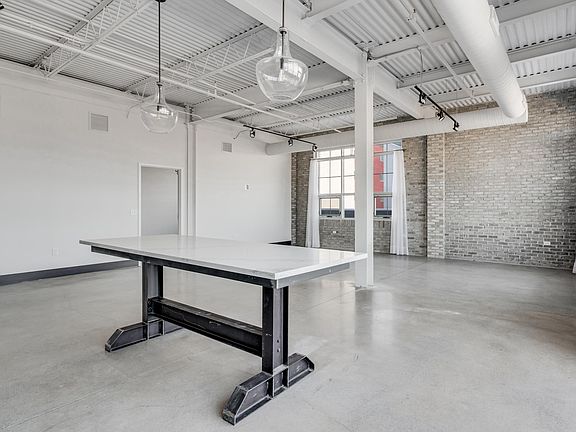 4th image of 150 26th Ave SE #501
