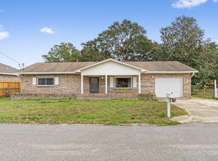 212 Squirrel Haven Rd, Mary Esther, FL 32569