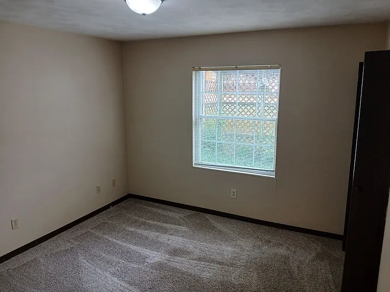 1701 Northway Dr — Photo 7