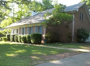 1299 Winter Pl, Anniston, AL 36207