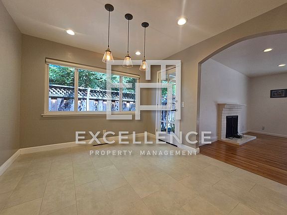 5th image of 1552 Calinoma Dr