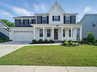 1028 Egret Ln, Suffolk, VA 23434