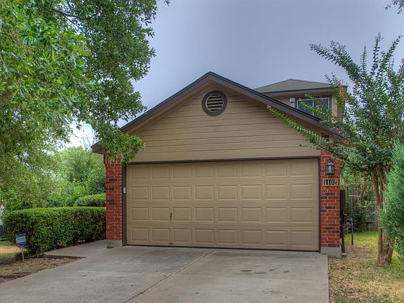 3rd image of 1102 Brinkley Dr