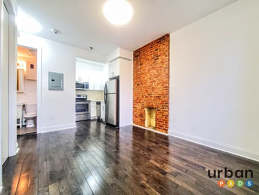 Rented by Urban Pads | media 9