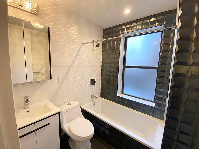 612 W 182nd St #12 — Photo 5