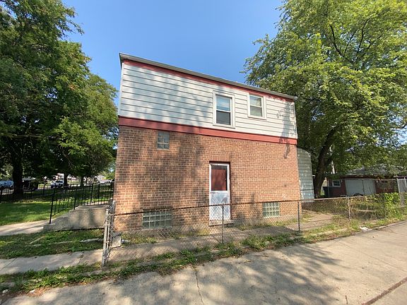 5th image of 9943 S Paxton Ave