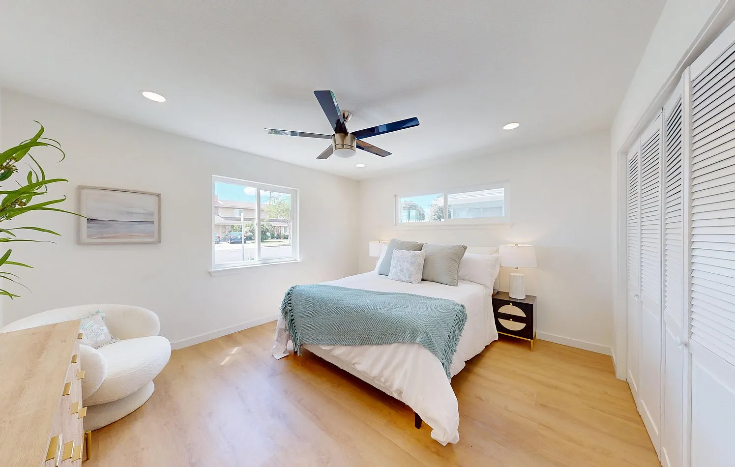 3 bed, 2.5 bath, 2030 sqft, $5,300 — Photo 4
