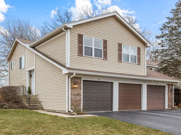 77 Pine Cir, Cary, IL 60013