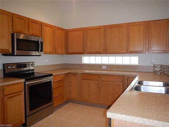 2nd image of 11641 Plantation Preserve Cir S