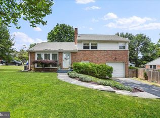 488 Sundale Dr, York, PA