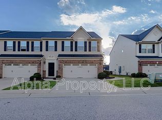 10 Irvington Dr, Greer, SC 29650