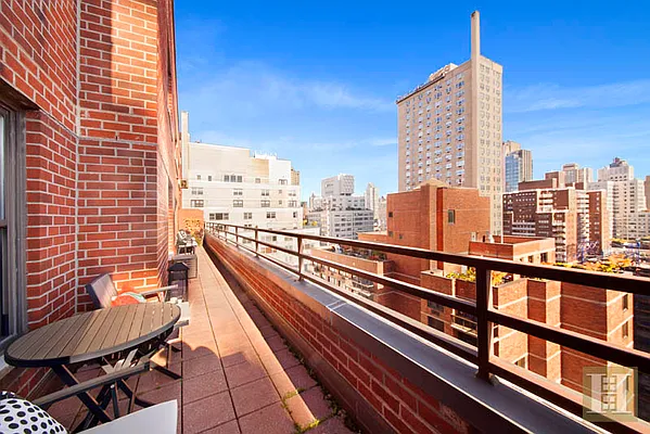 Sold by Halstead Real Estate | media 5