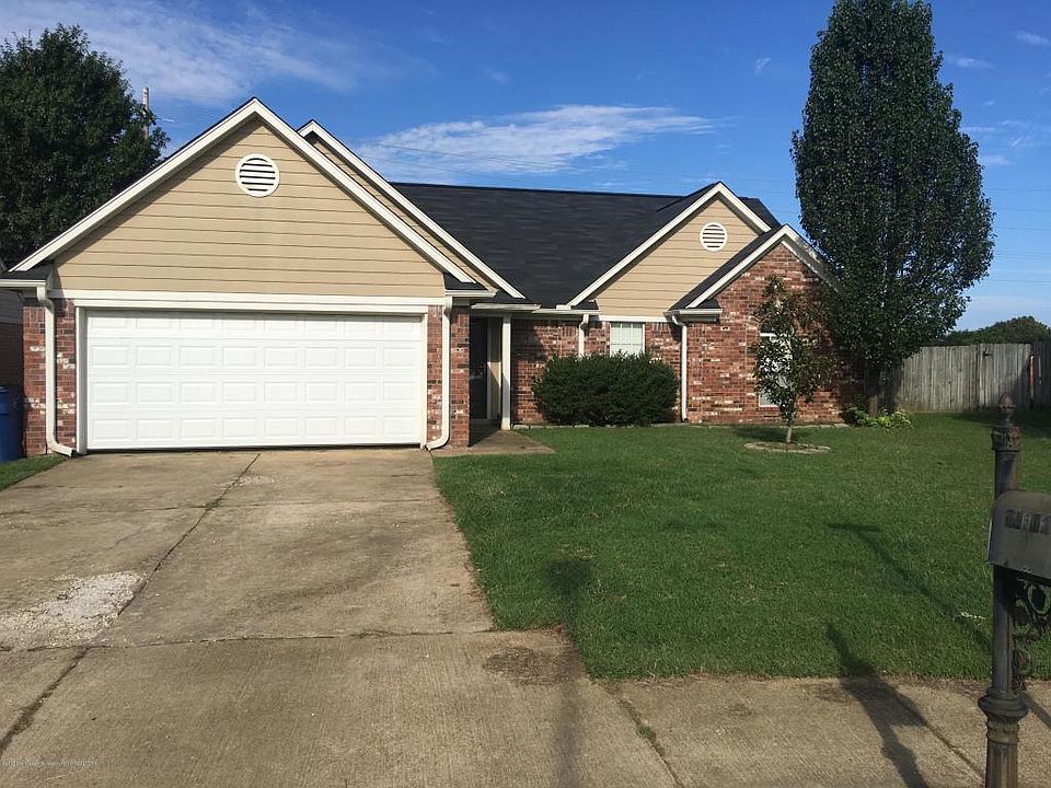 1st image of 10502 Oak Run Dr N