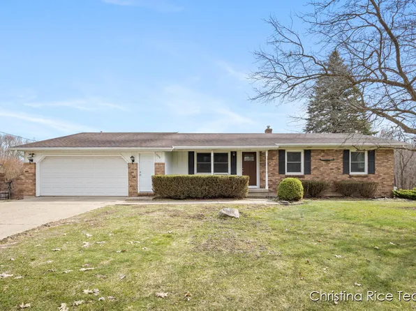 7250 Whitneyville Ave SE, Alto, MI 49302