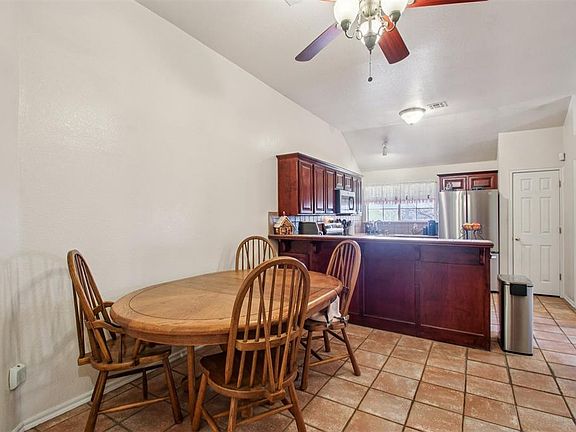 4th image of 4020 Bald Eagle Dr