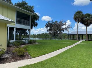 128 Woodbury Trl, Satsuma, FL 32189