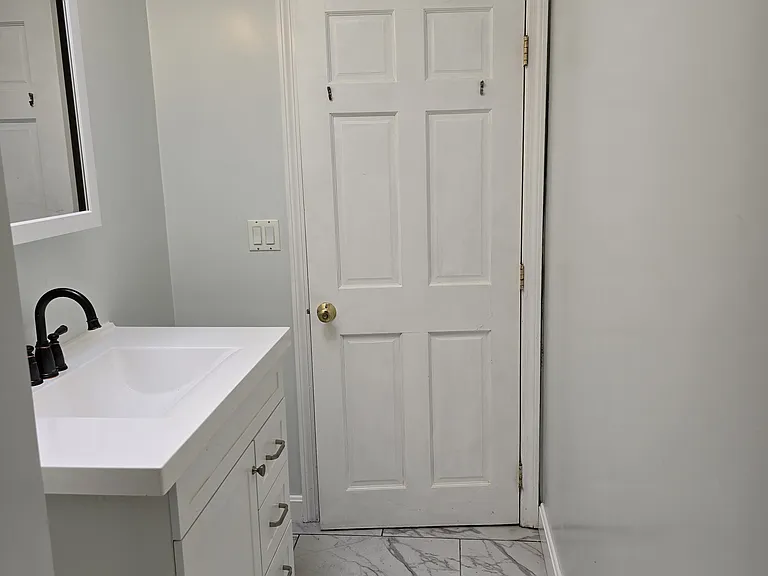 93 Bay View Ave #3 — Photo 6